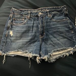 American Eagle denim Tomgirl shorts size 12.